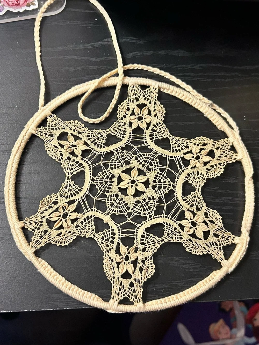 Handmade Lace Star Dreamcatcher - Cream